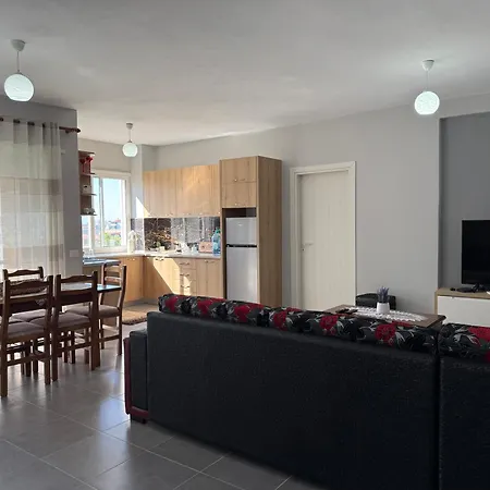 公寓 Lori's Seaside Modern Durrës