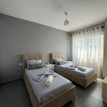 Lori's Seaside Modern