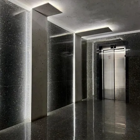 Lori's Seaside Modern * دراس