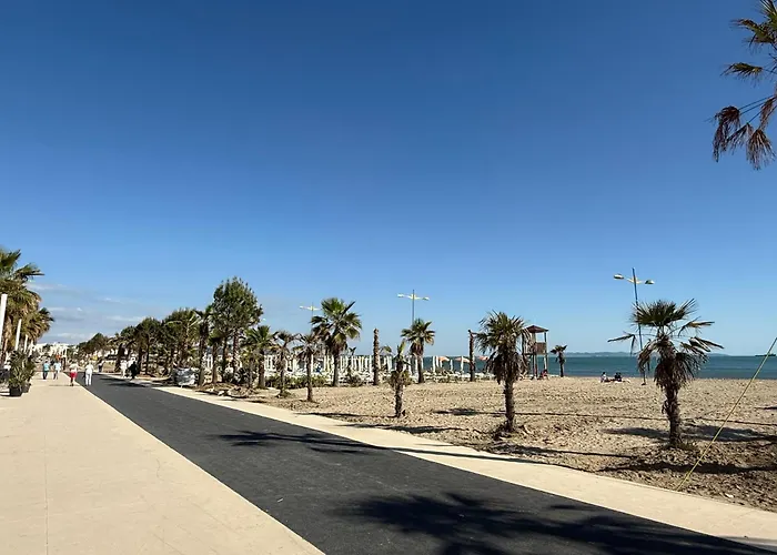 Lori's Seaside Modern