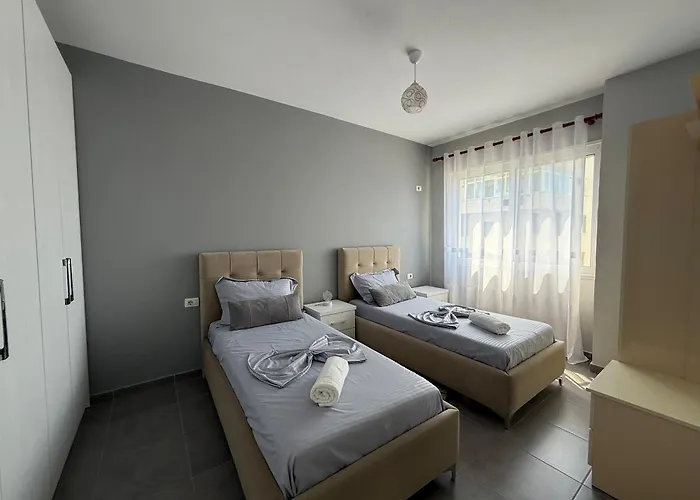 Lori's Seaside Modern