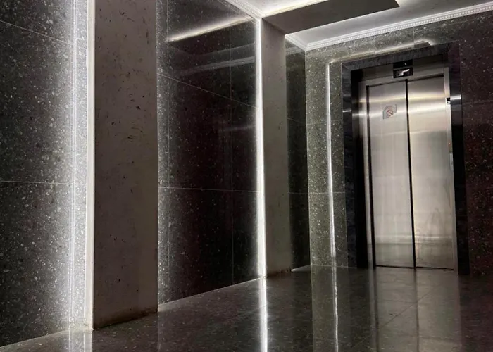 Lori's Seaside Modern *